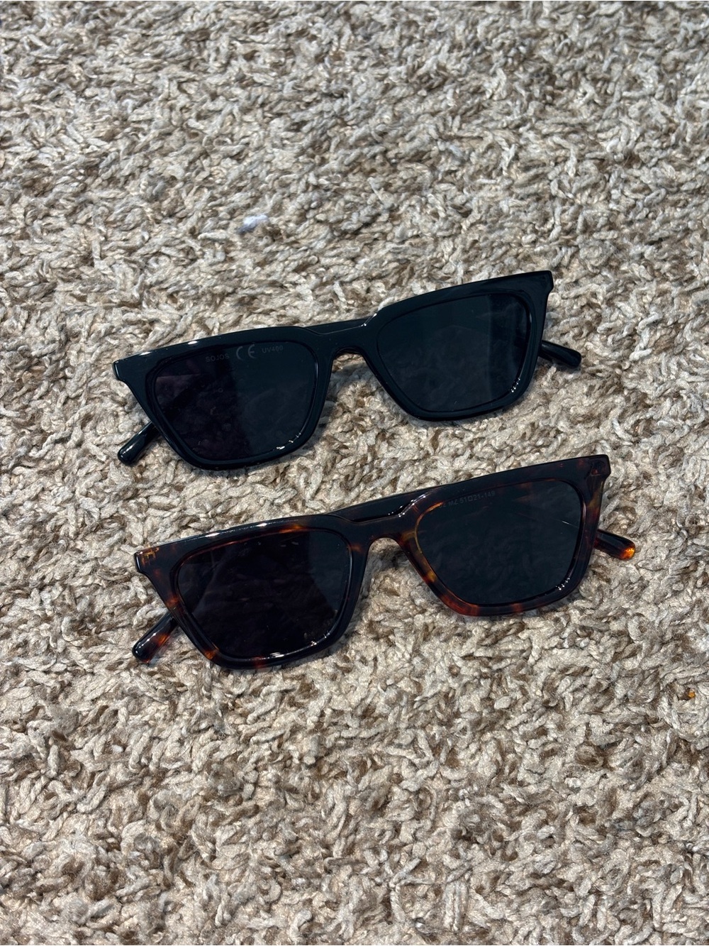 Trendy Cat eye Sunglasses in Black and Tortoiseshell